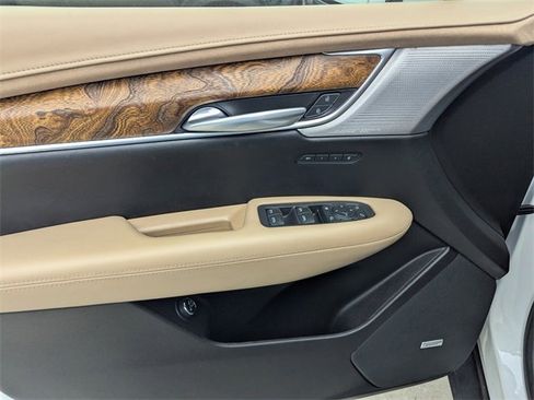 Used 2022 Cadillac XT5 Premium Luxury w/ Platinum Package image 16