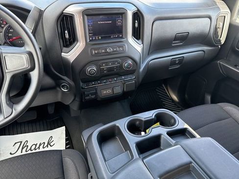 Used 2024 Chevrolet Silverado 1500 Custom Trail Boss w/ LPO, Dark Essentials Package image 25