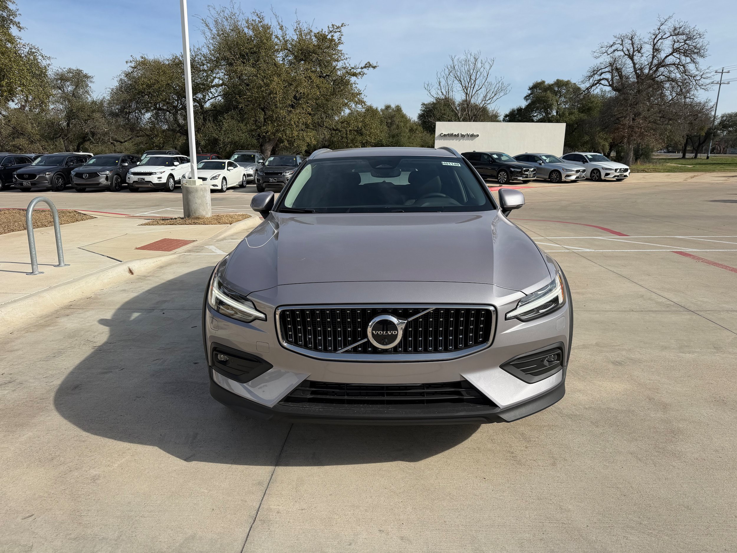 New 2026 Volvo V60 B5 Cross Country Plus w/ Protection Package Premier AWD/4WD image 6