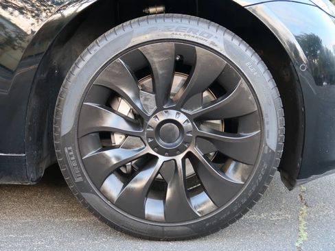 Used 2019 Tesla Model 3 Standard Range Plus image 11