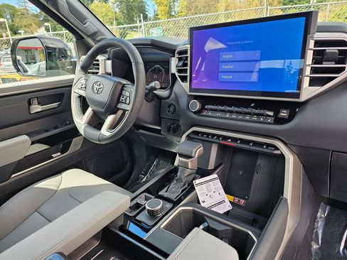 New 2026 Toyota Tundra Limited AWD/4WD image 11