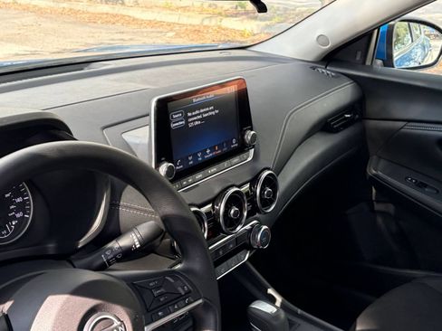 Used 2025 Nissan Sentra SV FWD image 34