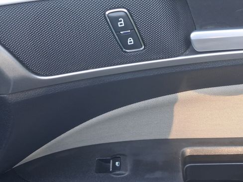 Used 2020 Ford Fusion S FWD image 32