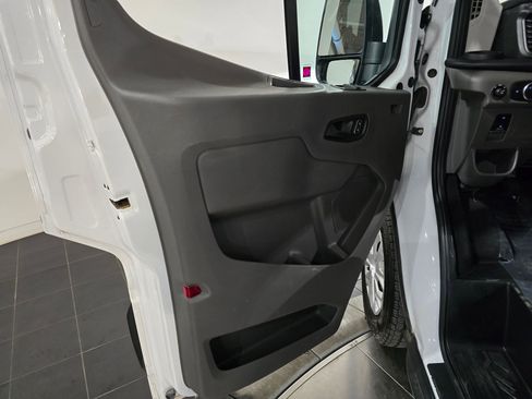 Used 2023 Ford Transit 350 XLT image 21