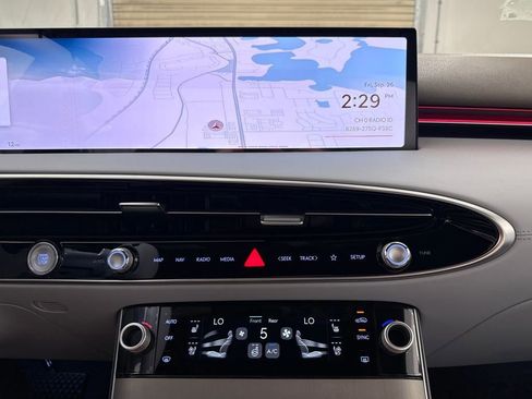 New 2026 Genesis GV70 2.5T Advanced image 15