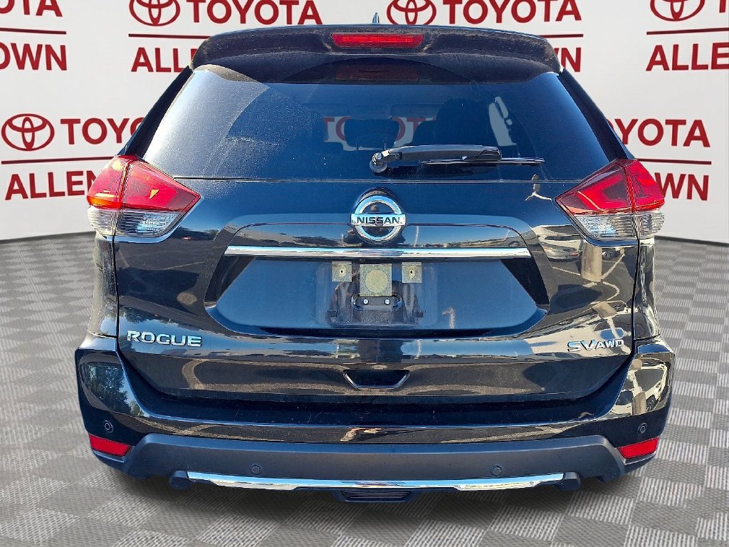Used 2019 Nissan Rogue SV AWD/4WD image 5