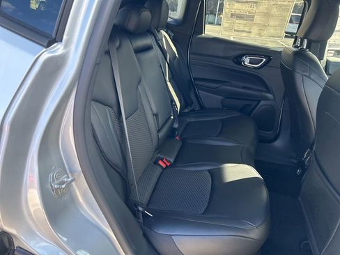 New 2026 Jeep Compass Latitude image 26