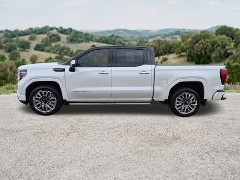 Used 2024 GMC Sierra 1500 Denali Ultimate AWD/4WD image 5