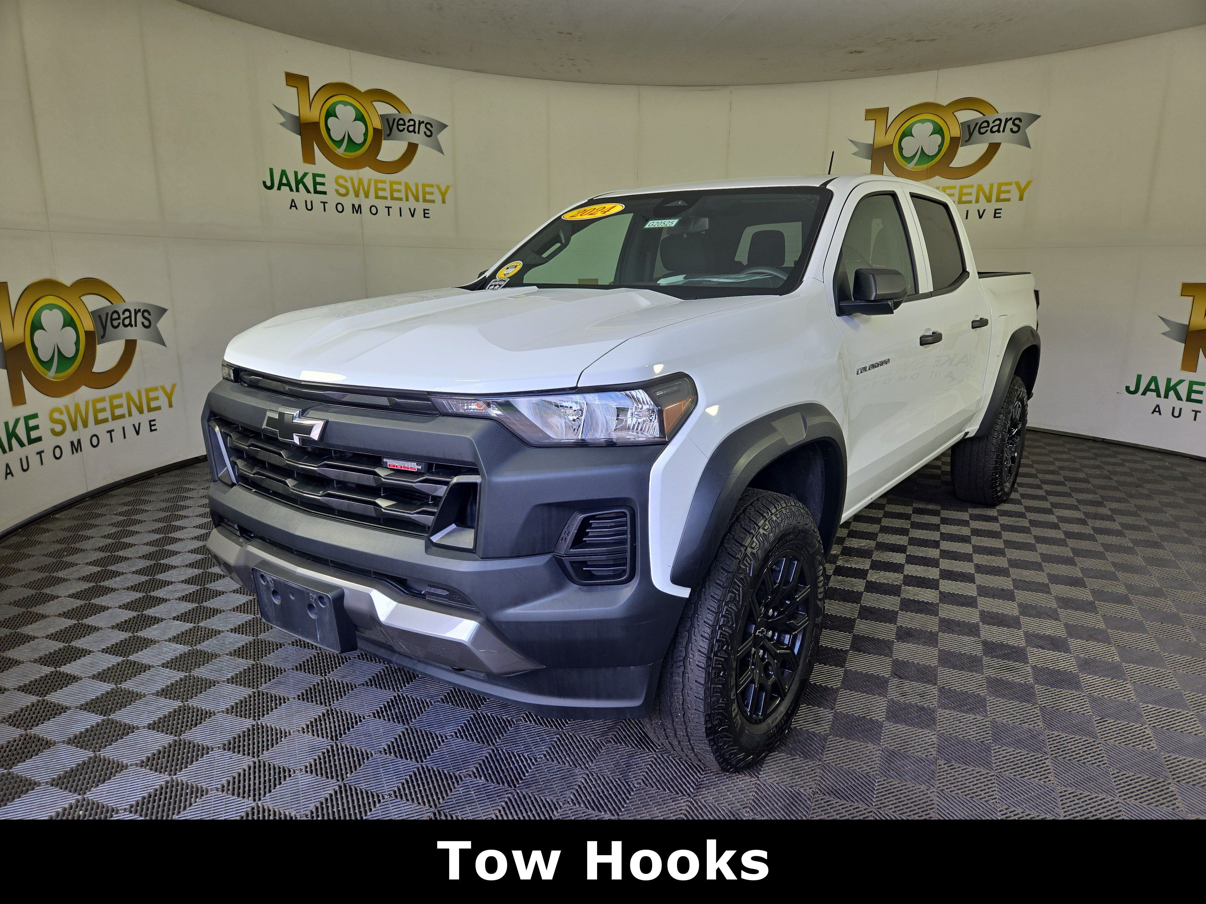 Certified 2024 Chevrolet Colorado Trail Boss w/ Advanced Trailering Package AWD/4WD image 3