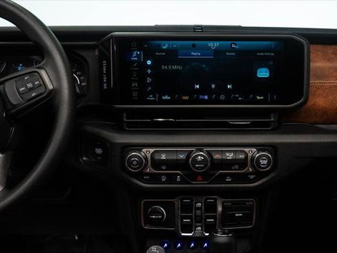 Used 2026 Jeep Wrangler Unlimited Sport AWD/4WD image 36