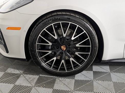 New 2026 Porsche Panamera image 11