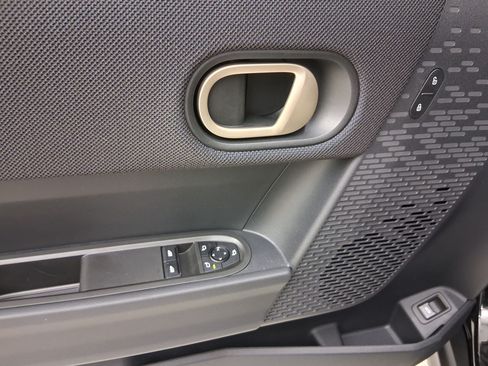 New 2026 MINI Cooper 2-Door Hardtop FWD image 19