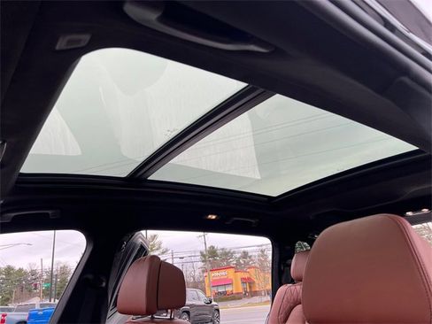 Used 2026 BMW X7 xDrive40i w/ M Sport Package image 26