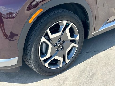 Used 2023 Hyundai Palisade SEL w/ Premium Package FWD image 9