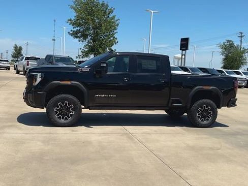 New 2026 GMC Sierra 2500 AT4X AWD/4WD image 6