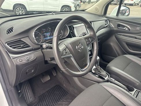 Used 2022 Buick Encore Preferred AWD/4WD image 10