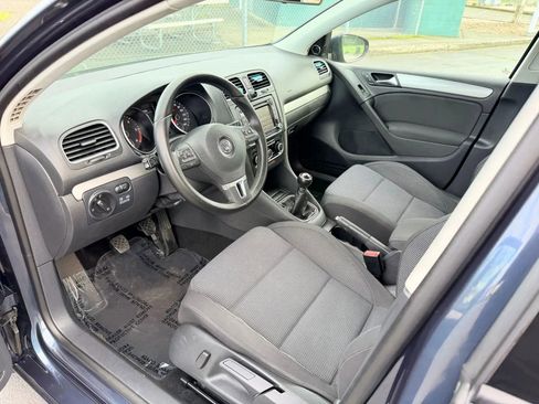 Used 2011 Volkswagen Golf TDI image 9