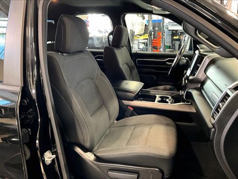 Used 2019 RAM 1500 Big Horn image 11