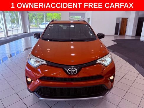 Used 2016 Toyota RAV4 SE FWD image 2