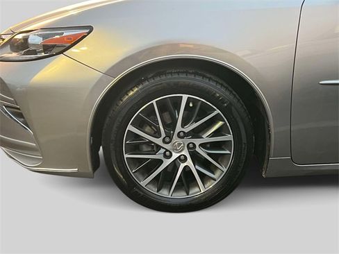 Used 2017 Lexus ES 350 w/ Navigation System Package image 9