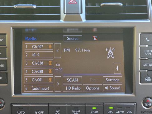 Used 2021 Lexus GX 460 Premium image 23