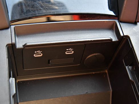 Used 2024 MAZDA MAZDA3 s image 26