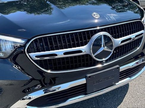 Used 2026 Mercedes-Benz GLC 300 4MATIC image 27