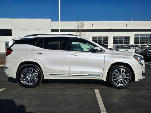 Certified 2023 GMC Terrain Denali w/ Denali Premium Package image 11