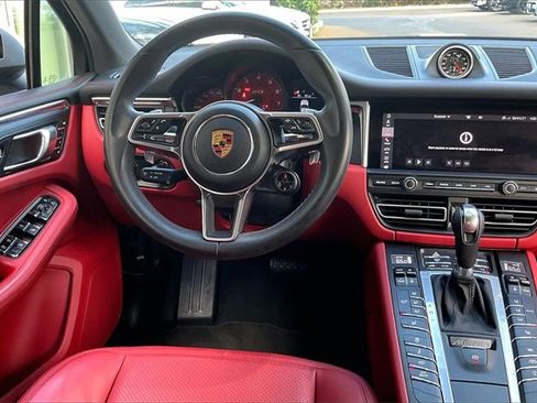 Used 2021 Porsche Macan GTS image 5