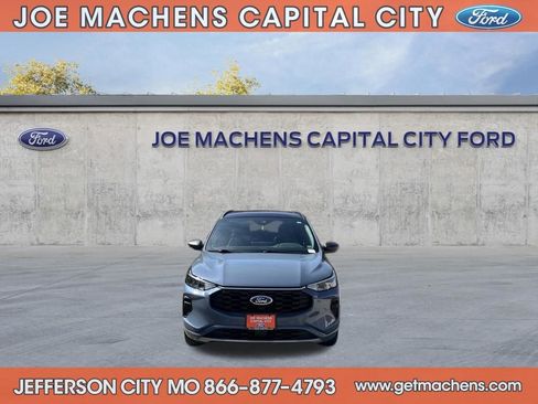 Used 2024 Ford Escape ST-Line w/ Tech Pack #1 image 8