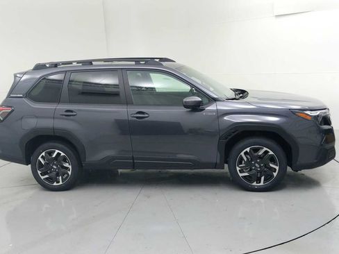 Used 2026 Subaru Forester Premium AWD/4WD image 12