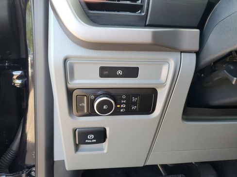Used 2025 Ford F150 XLT w/ Equipment Group 301A Standard AWD/4WD image 29