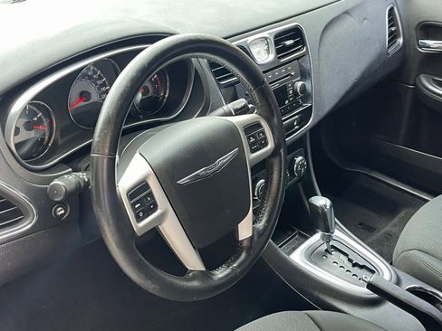 Used 2012 Chrysler 200 Touring image 10
