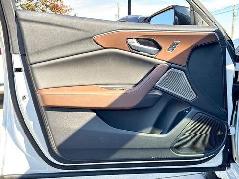 Used 2023 Acura TLX w/ Technology Package image 16