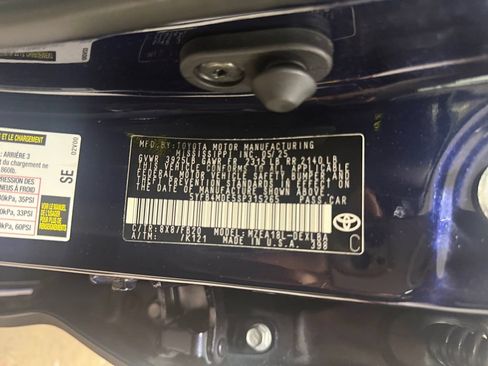 Used 2025 Toyota Corolla LE FWD image 26