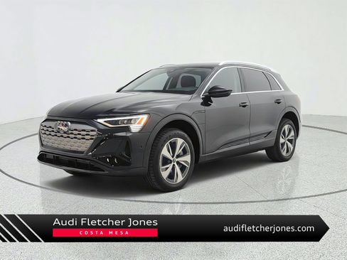Used 2024 Audi Q8 e-tron Premium Plus AWD/4WD image 1