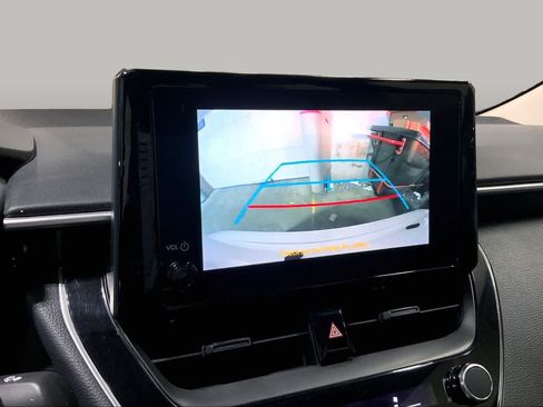 Used 2024 Toyota Corolla LE FWD image 27