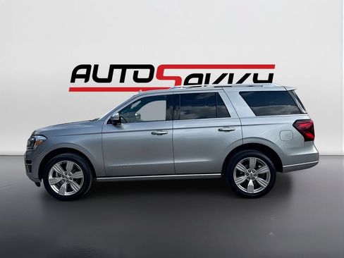 Used 2023 Ford Expedition Platinum RWD image 4