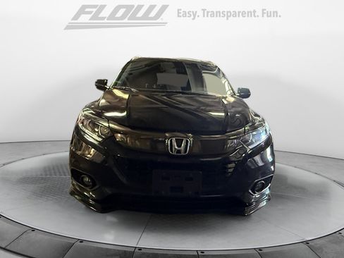 Used 2019 Honda HR-V Sport image 2