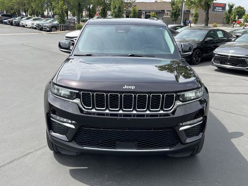 Used 2022 Jeep Grand Cherokee Limited 4xe w/ MOPAR Finishing Package AWD/4WD image 3