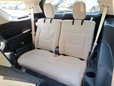 Used 2023 Ford Explorer 4WD image 8