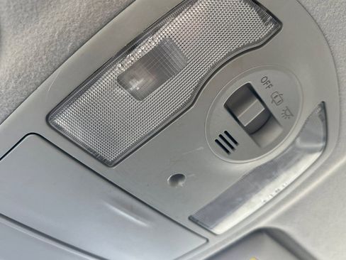 Used 2013 Toyota Prius Two image 24