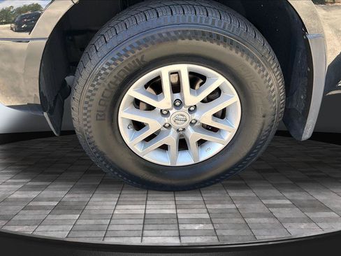 Used 2019 Nissan Frontier SV AWD/4WD image 36