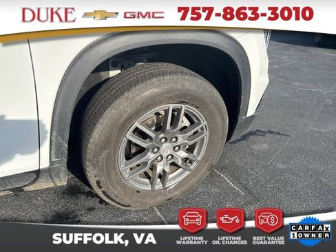 Used 2025 GMC Acadia Elevation image 17