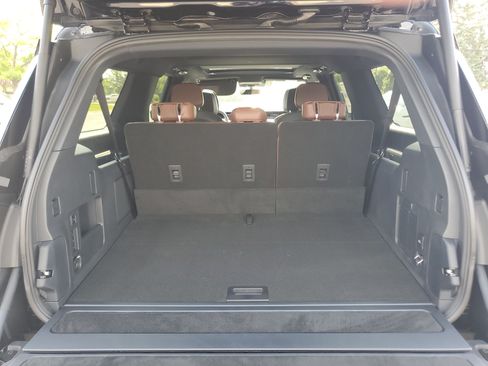 New 2027 Lincoln Navigator L Reserve AWD/4WD image 32