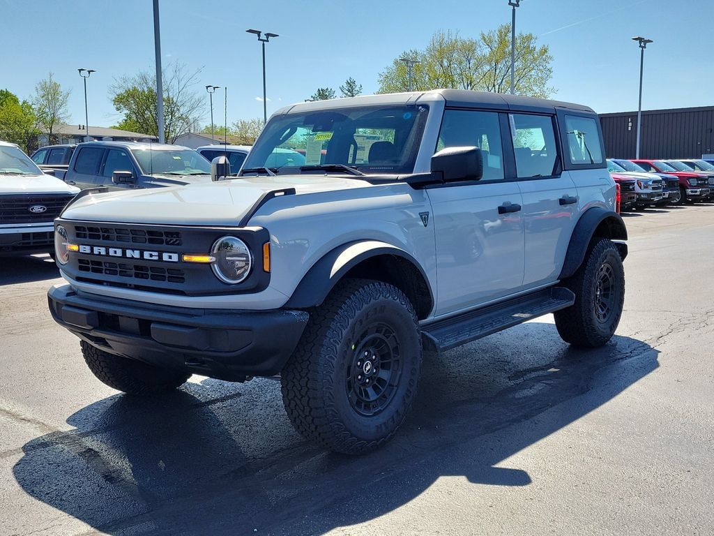 New 2026 Ford Bronco 4-Door w/ Sasquatch Package AWD/4WD image 8