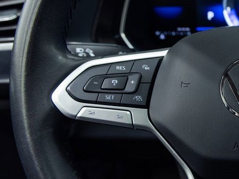 Used 2024 Volkswagen Jetta SE image 15