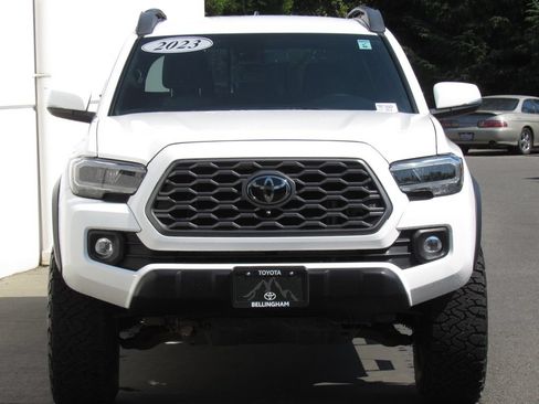 Used 2023 Toyota Tacoma TRD Off-Road AWD/4WD image 3