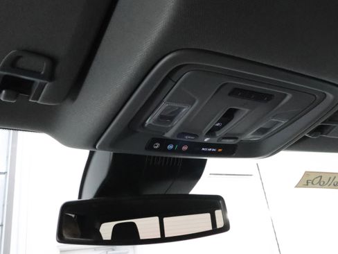 Used 2024 Chevrolet Silverado 2500 LT w/ Midnight Edition image 12