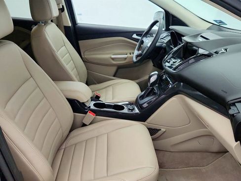 Used 2016 Ford Escape Titanium image 24